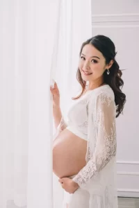 pregnant woman, essential nutrients in pregnancy, iodine pregnancy, iron pregnancy, B9,Pregnancy Nutrition, real food in pregnancy