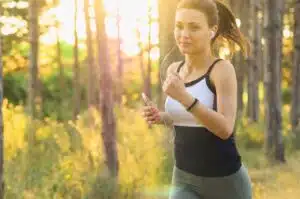 Self-discipline, autoimmune disease, healthy habit, discipline, woman, jogging, running-2592247.jpg