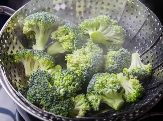 how to cook broccoli, how to boil broccoli, preserve broccoli nutrition