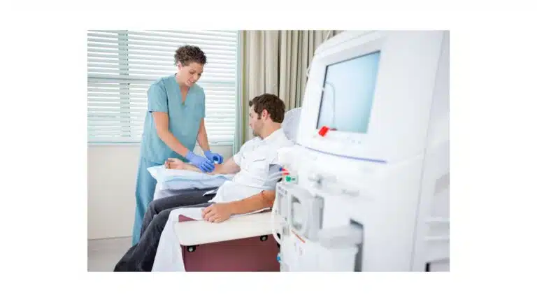 peritoneal dialysis, catheter, hemodialysis vs peritoneal dialysis, restrictions, complications
