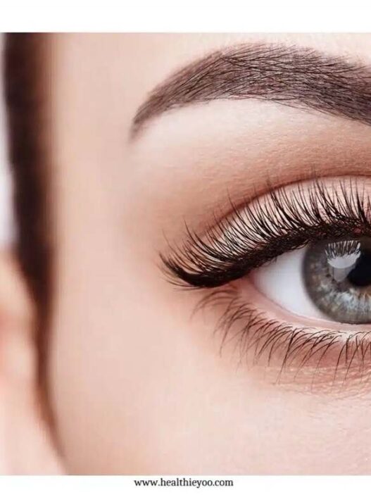 Ocuvital ingredients and woman's eye in ocuvital reviews