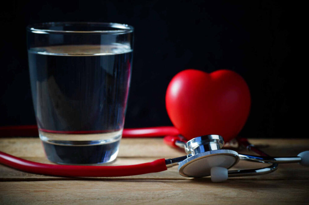 heart, stethoscope and glass, fluid restriction in CKD