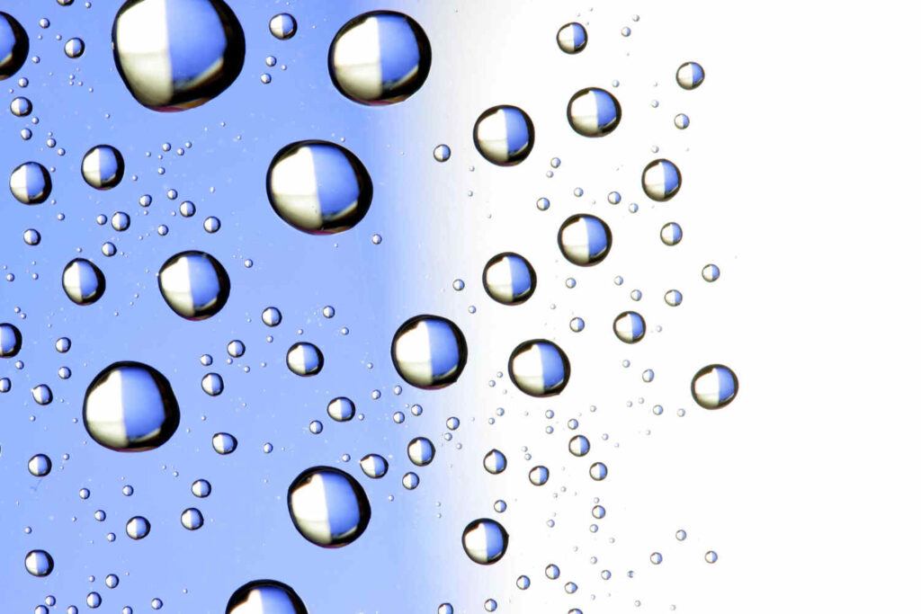 Water drops, Is water wet?